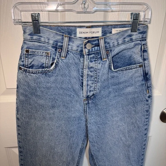 Aritzia Denim Forum "The Joni High Rise Loose 28L" Jeans - Picture 4 of 16